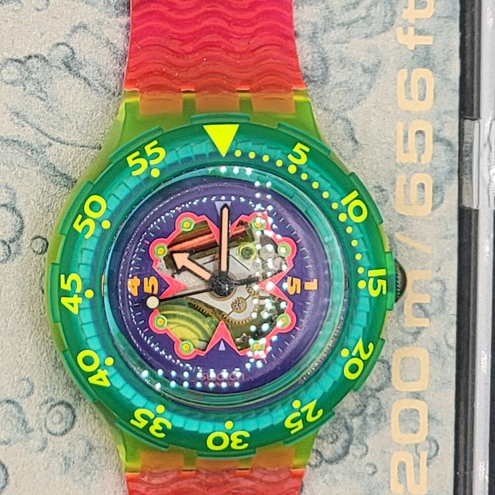 Vintage 1993 Swatch Scuba 200m Bay Breeze Quartz Swiss Running